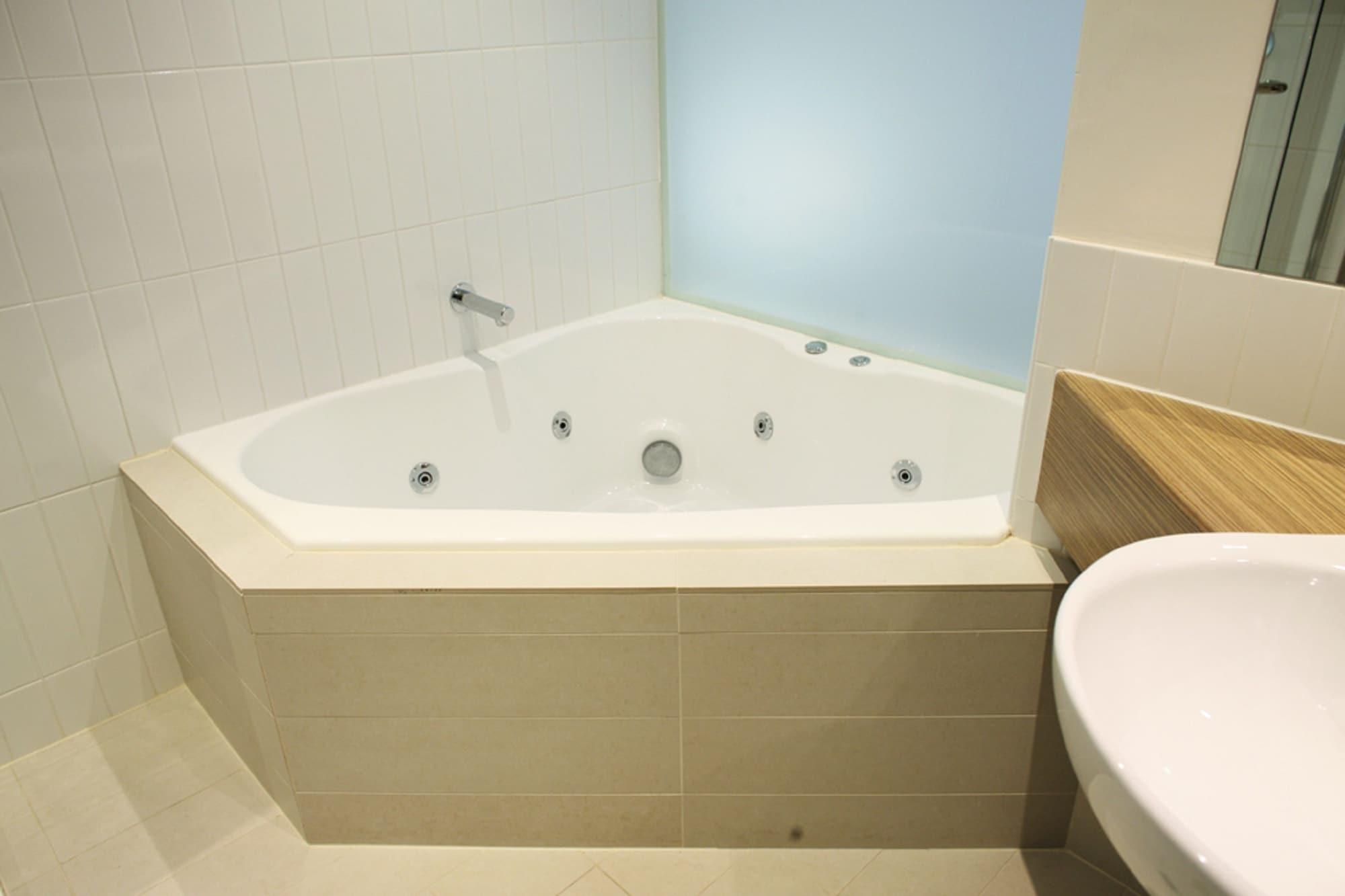 The Waves Apartments Cowes Extérieur photo