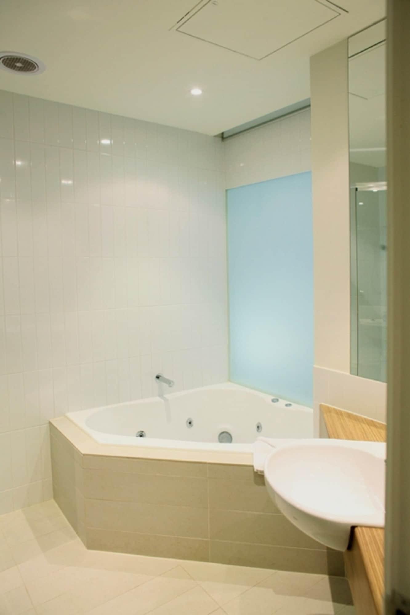 The Waves Apartments Cowes Extérieur photo