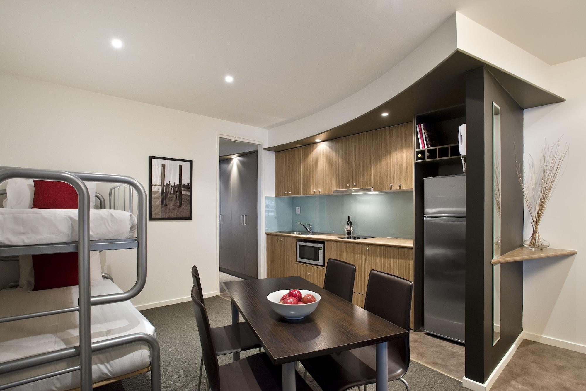 The Waves Apartments Cowes Extérieur photo